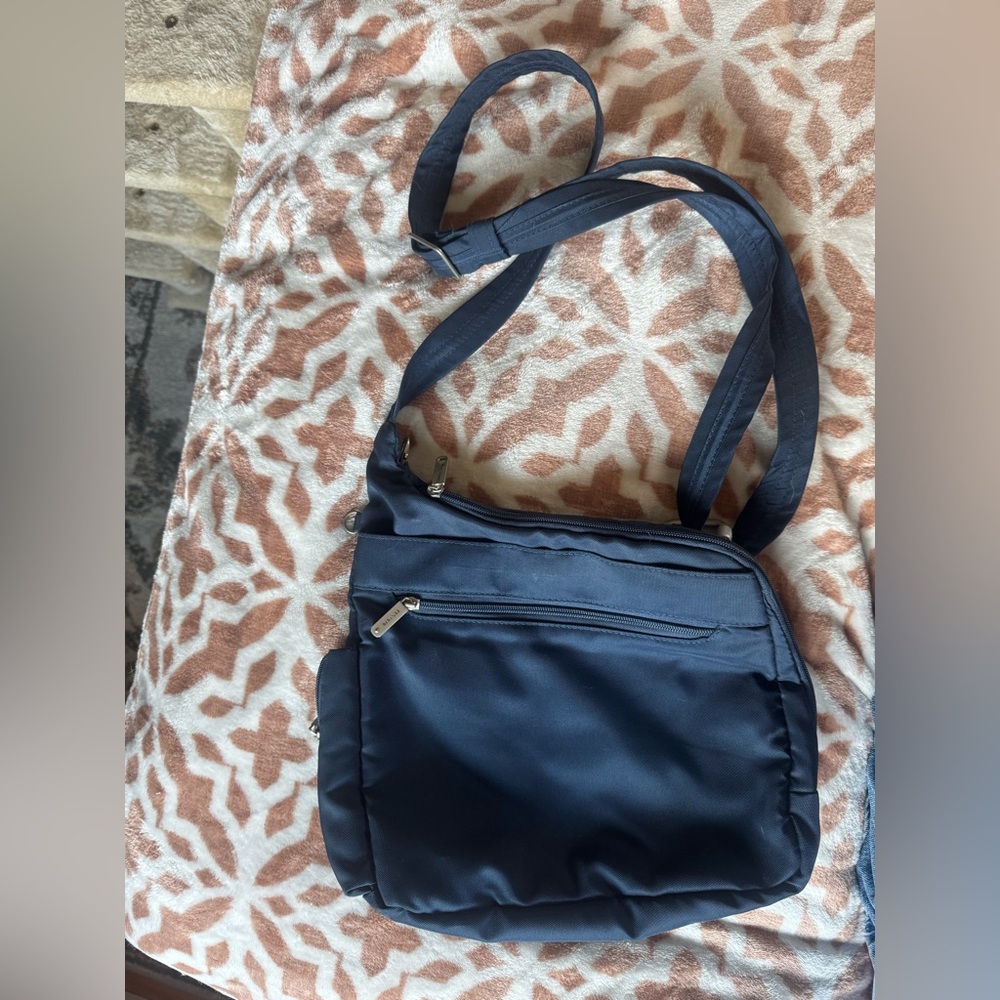 Travelon Navy Bag with Metallic Zipper